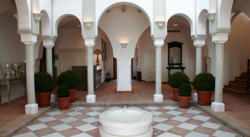 B Bou Cortijo Bravo Hotel Vélez