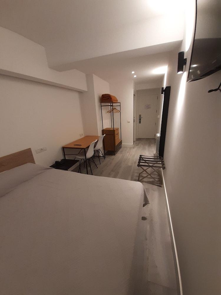 Photo Zabalburu Hotel 2*