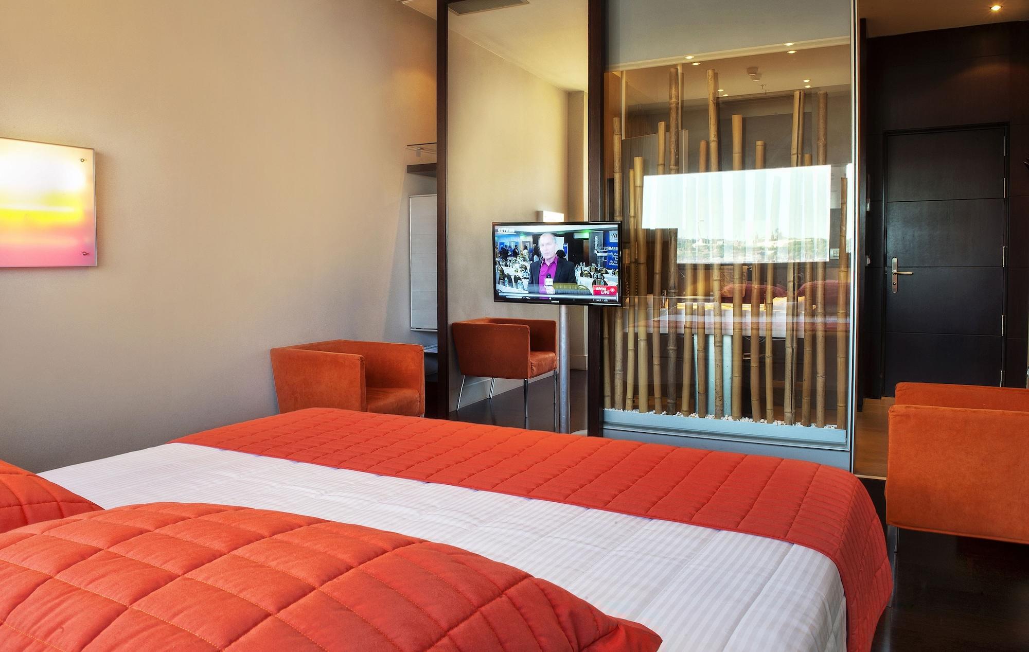 Alexandre Fira Congress Hotel 4*