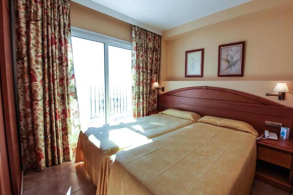 Bahía Serena Apartahotel