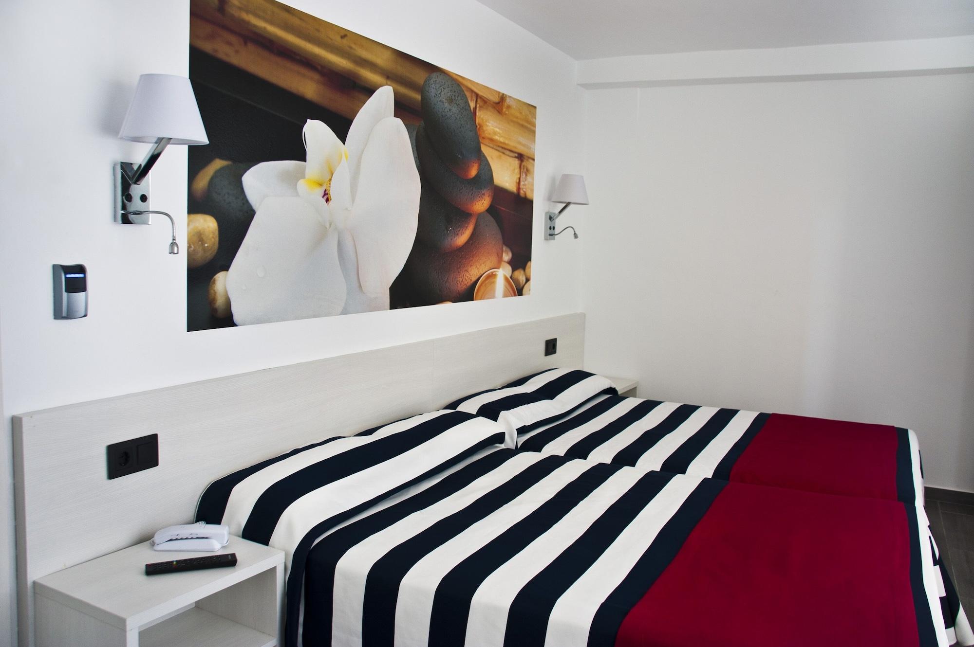 Europa Splash & Hotel 4*