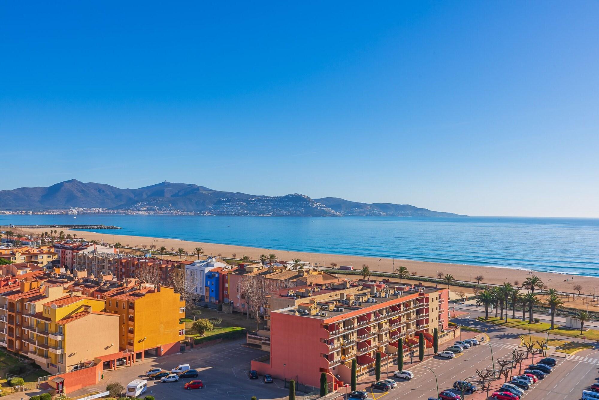 Xon's Platja Ha Hotel 3*