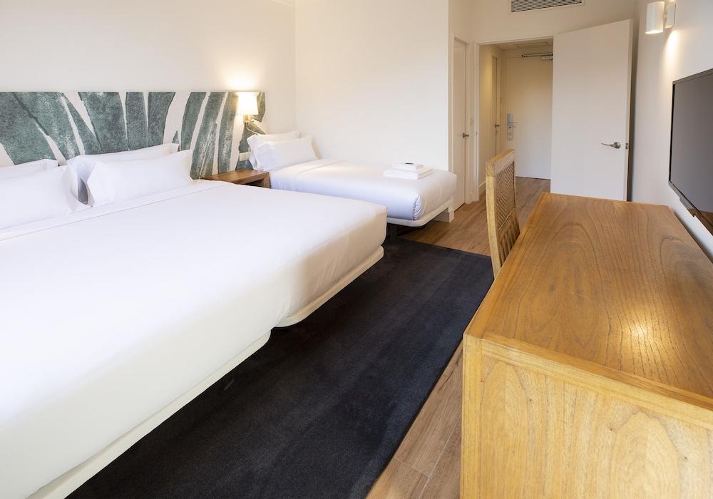 Hotel Eden Park By Brava 4*