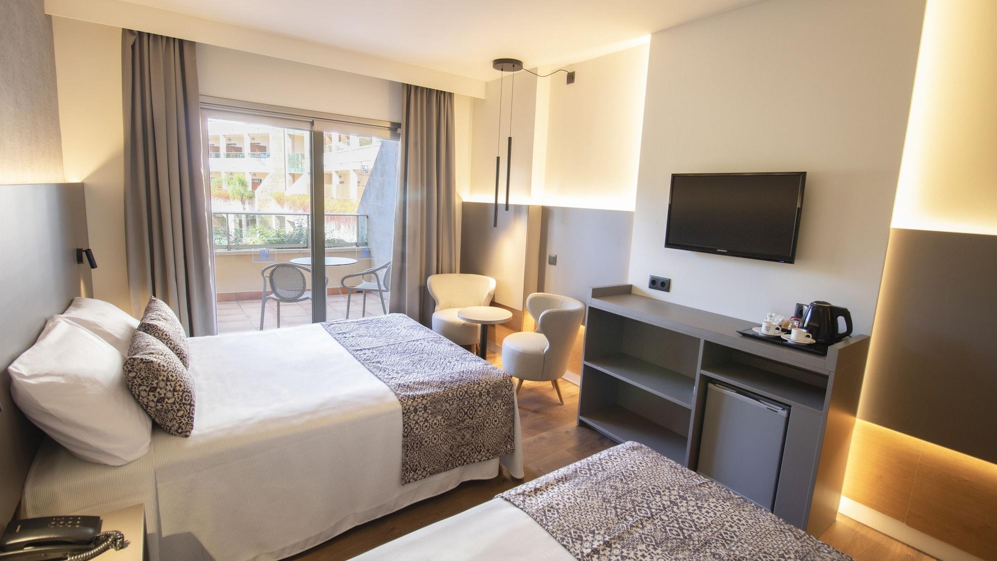 Golden Bahía De Tossa&spa 4* Sup. Hotel 4*