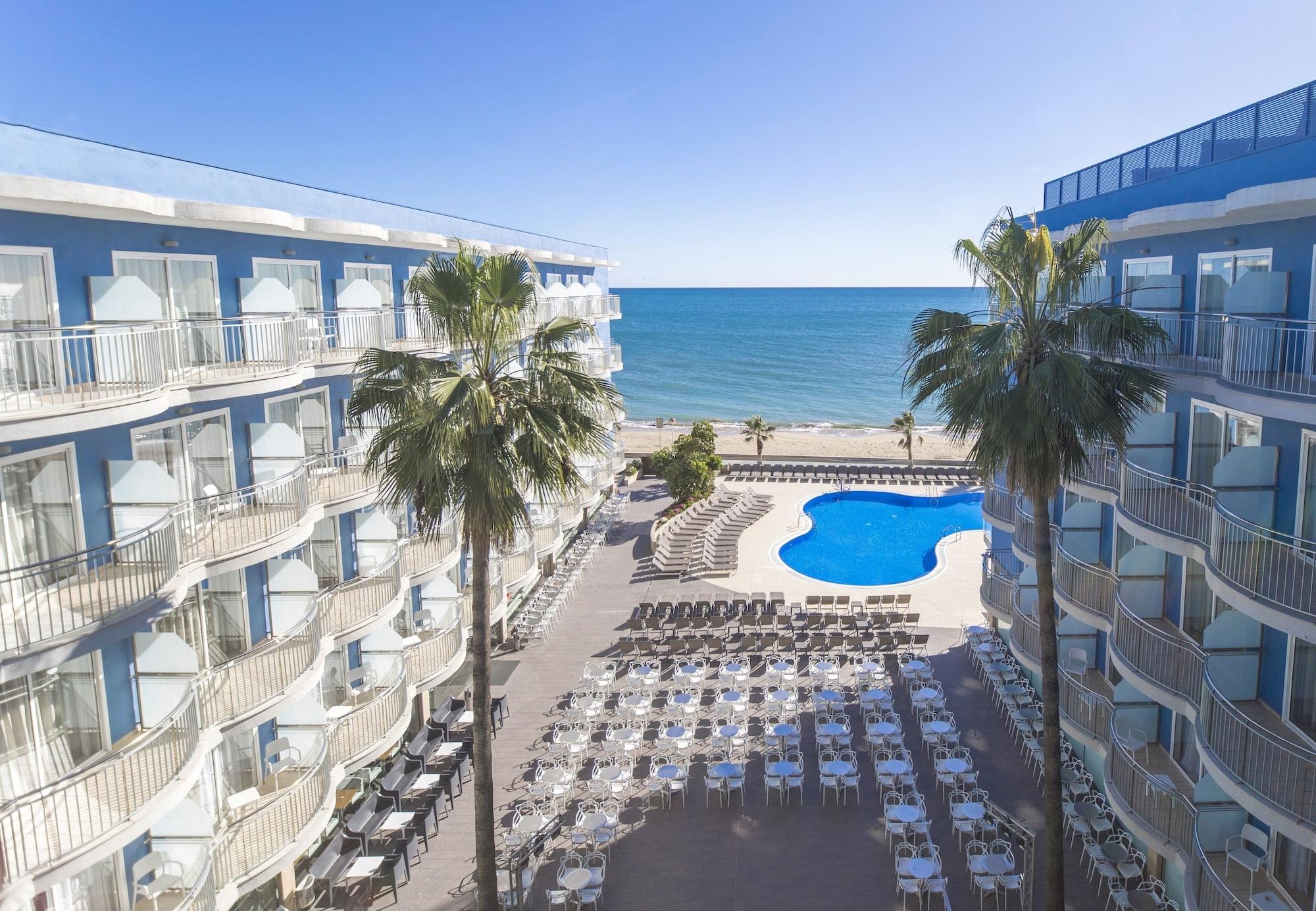 Augustus Hotel 4*