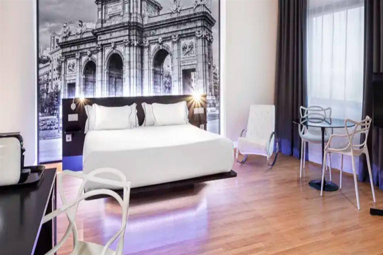 Hotel Madrid Aeropuerto T4 4*