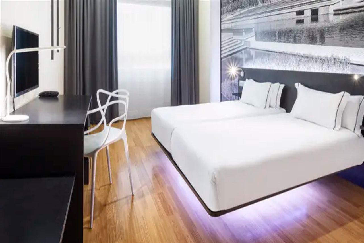 Hotel Madrid Aeropuerto T4 4*