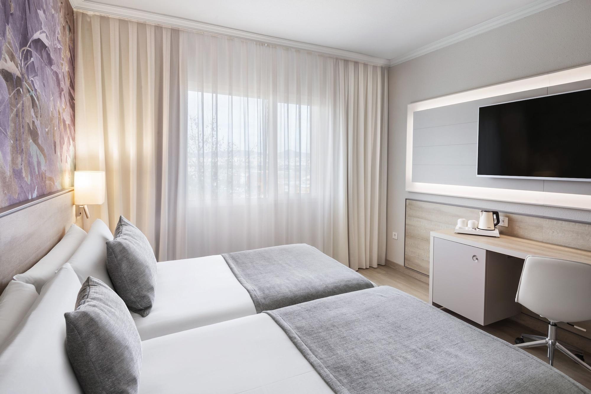Hotel Salles Ciutat Del Prat Barcelona Airport 4*