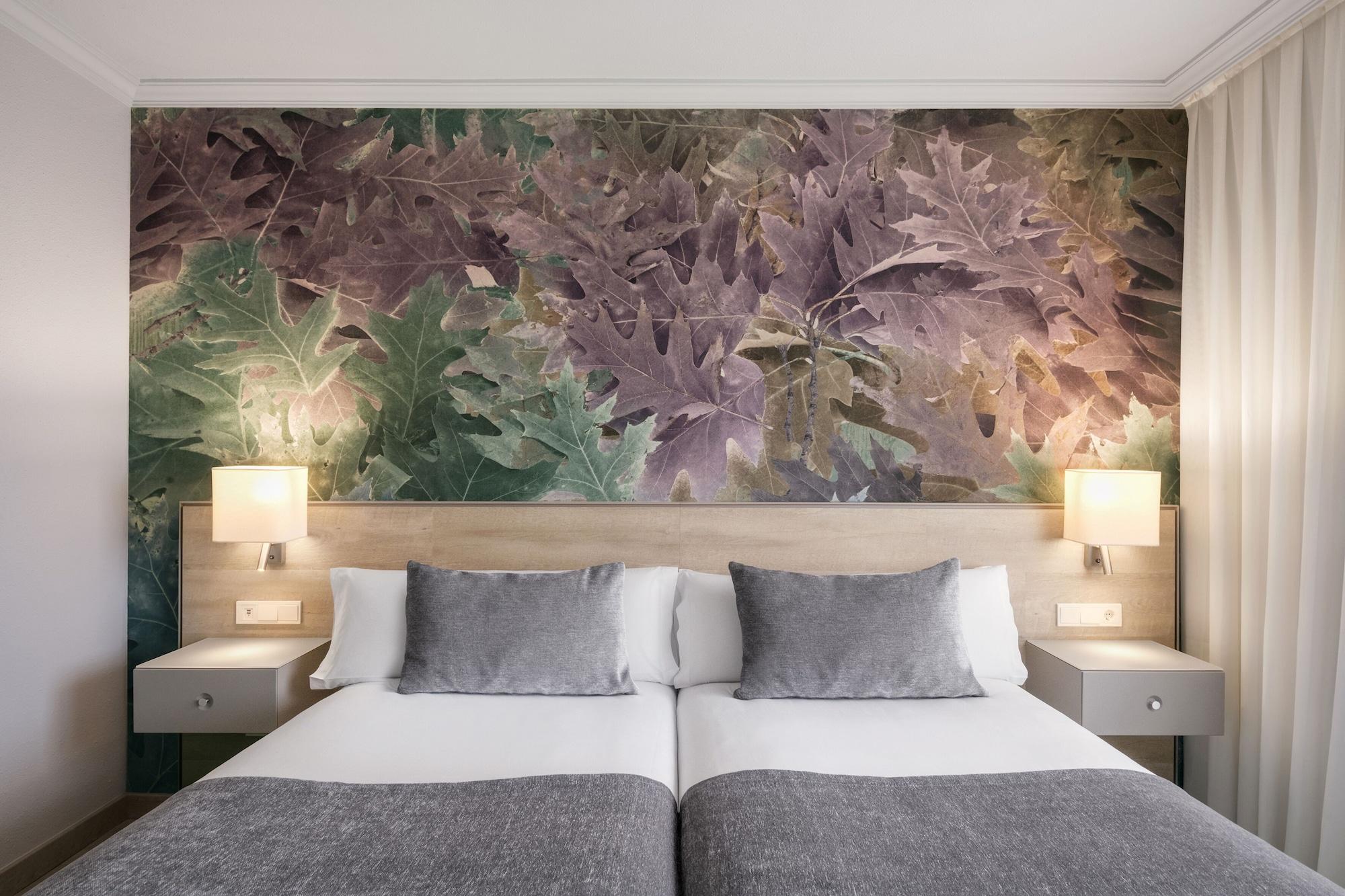 Salles Ciutat Del Prat Barcelona Airport 4*