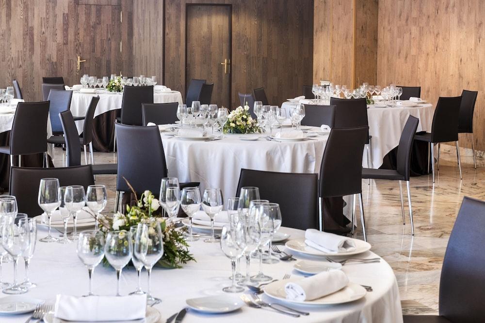 Salles Ciutat Del Prat Barcelona Airport 4* El Prat de Llobregat