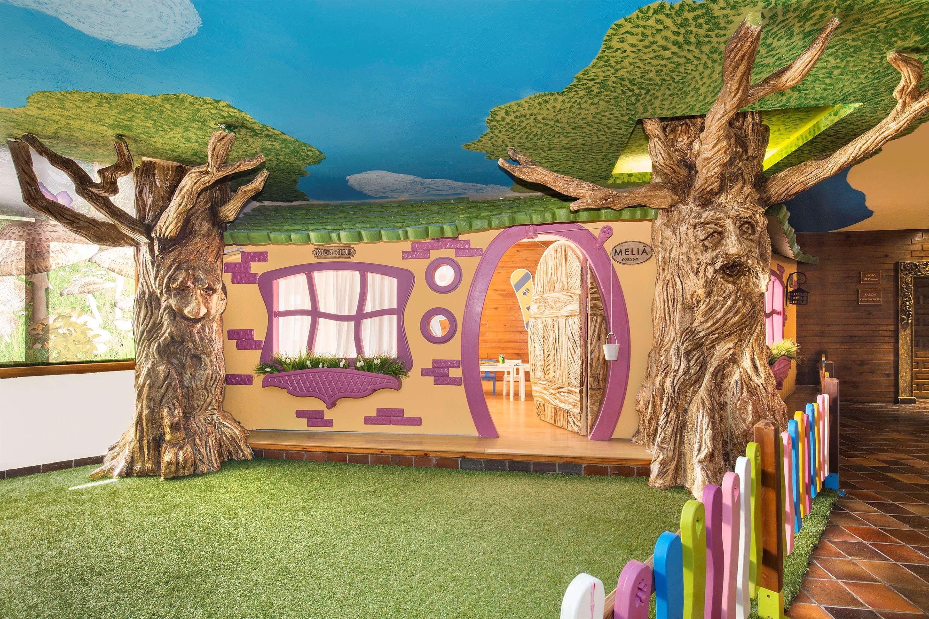 Hotel Melia 4*