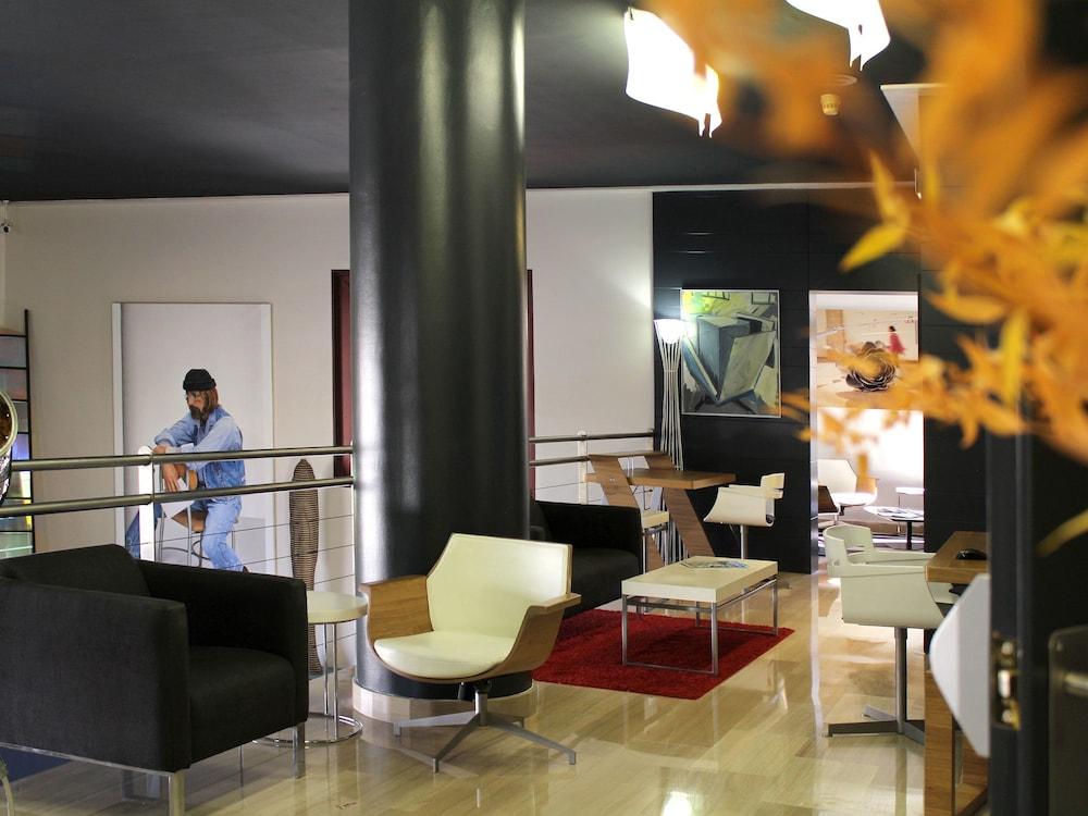Silken Amara Plaza Hotel 4*