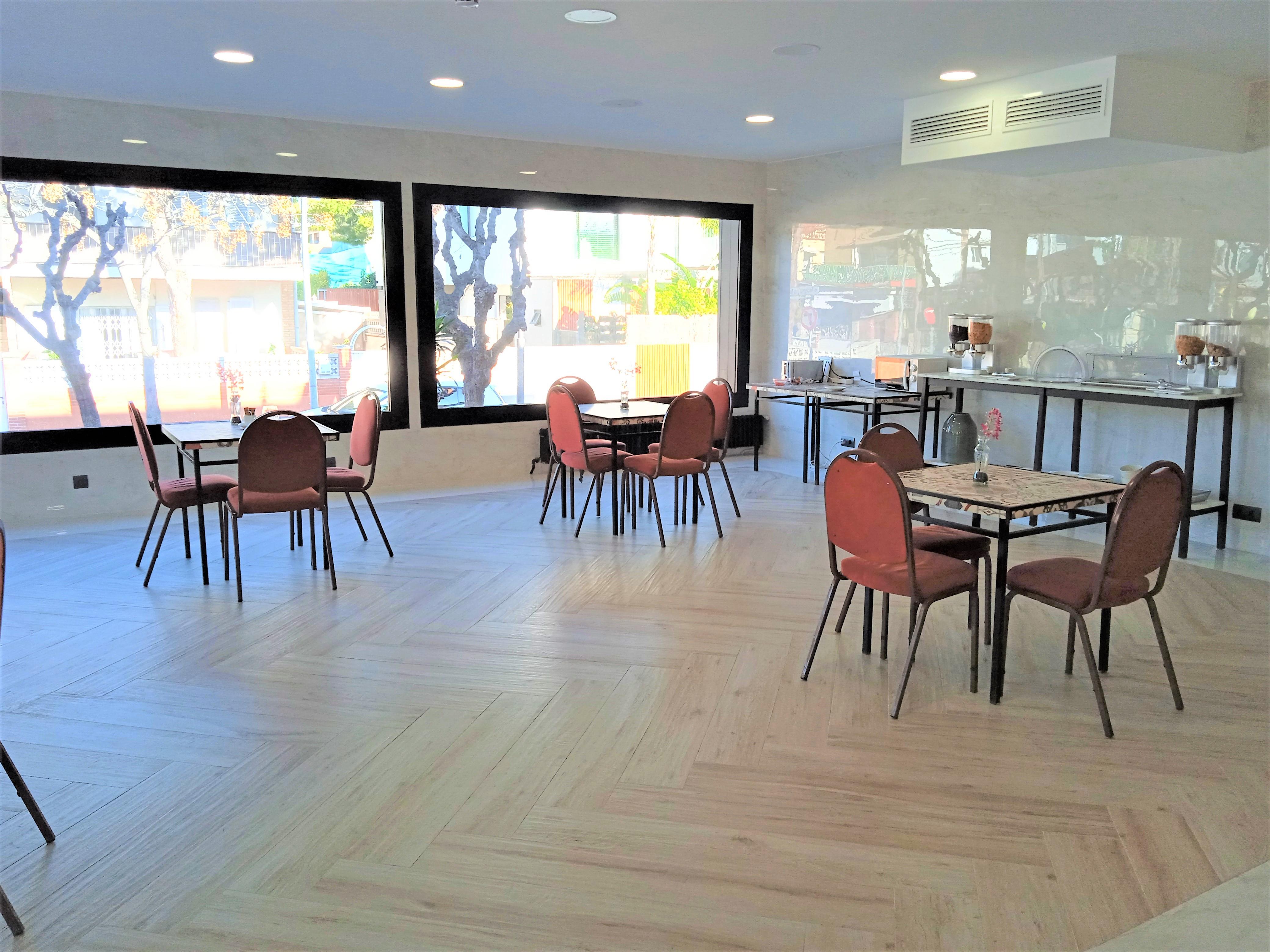 153 Hotel 3*