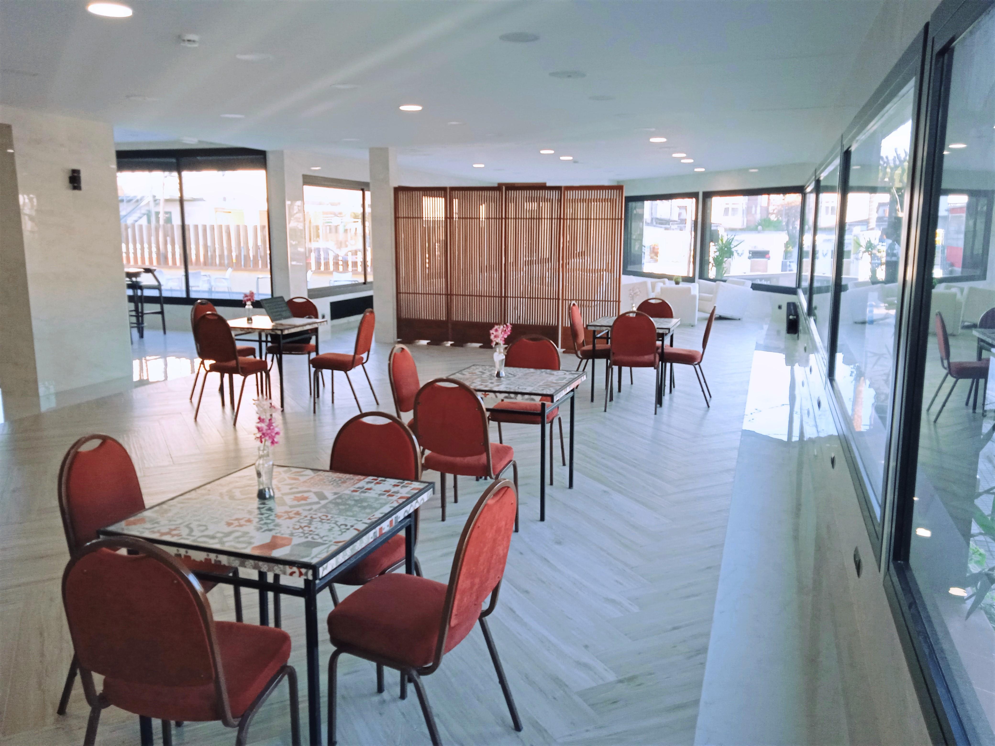 Hotel 153 Castelldefels