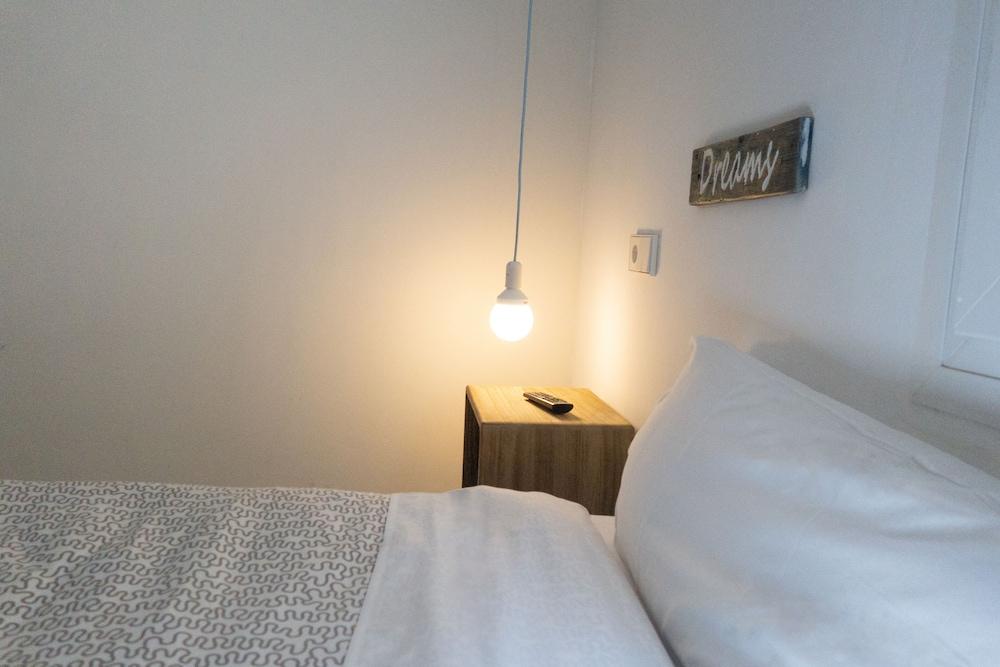 Hostal The Nomad Hostel&pension