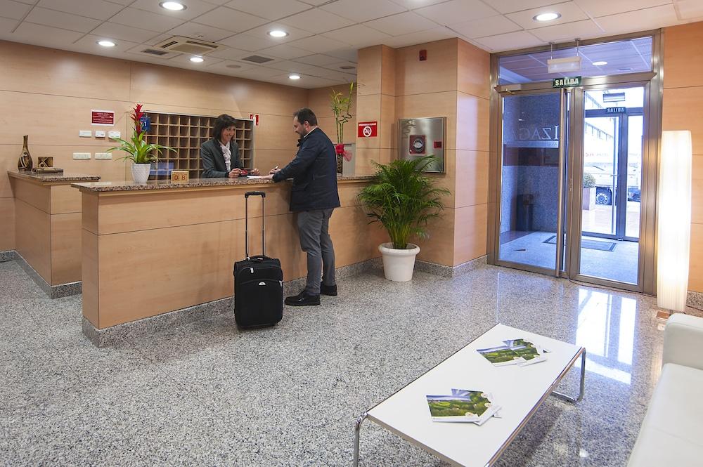 Iraipe Izaga Hostal *