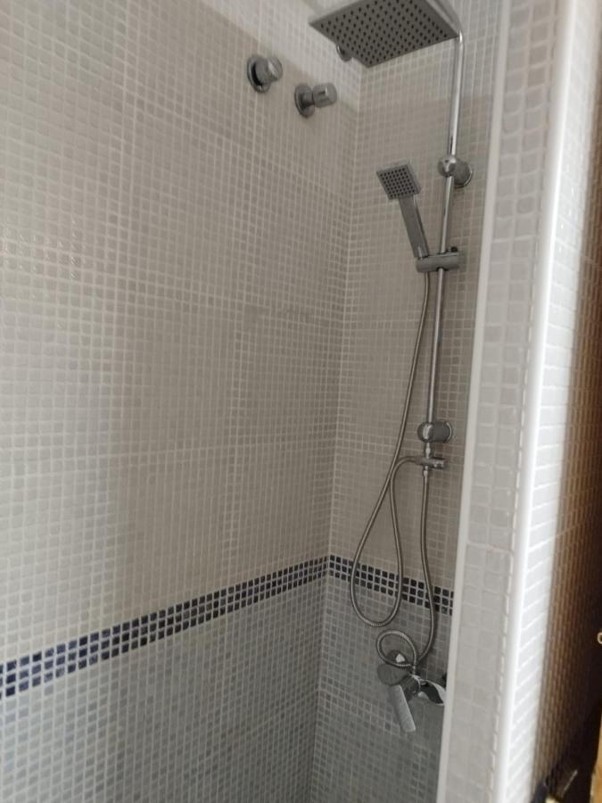 Apartamento 221 *