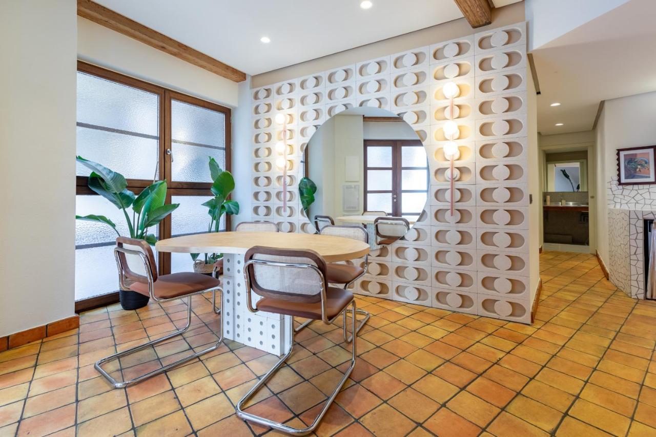Apartup Market Square Deluxe
