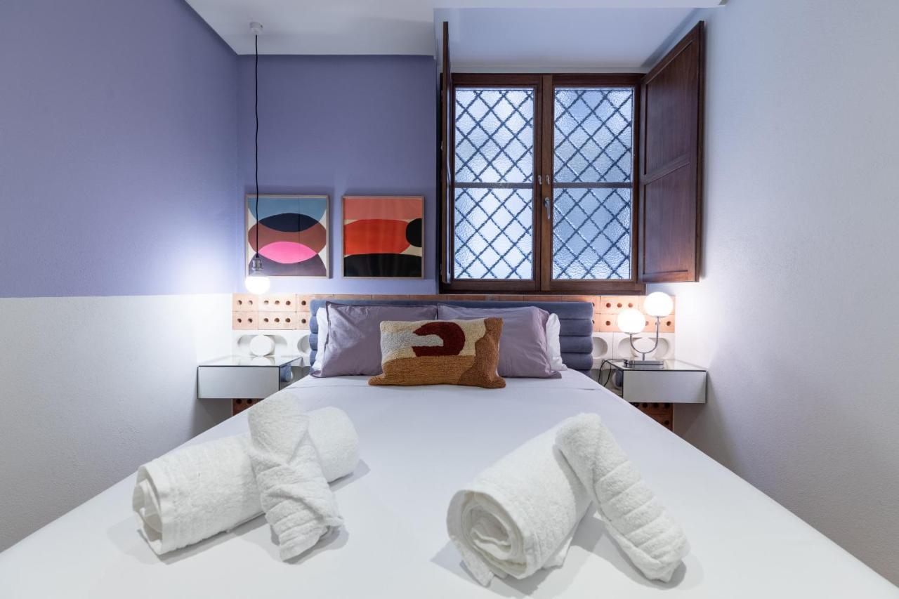 Apartup Market Square Deluxe