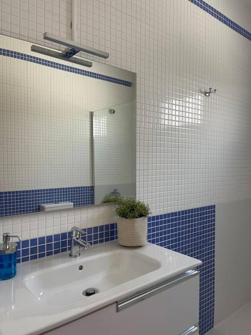 Casa Mesana Nuevo En La Playa Con Aire Acondicionado Apartment *