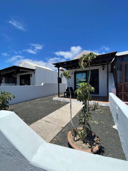 Casa Mesana Nuevo En La Playa Con Aire Acondicionado