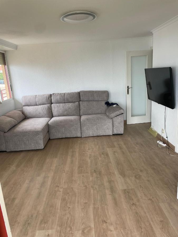 Apartamento Arenales Primera Linea De Playa Apartment Arenales del Sol