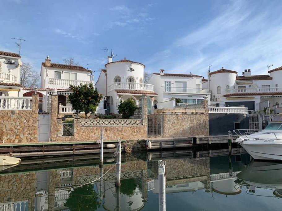 Casa Serenity Au Canal Avec Piscine Et Amarre *