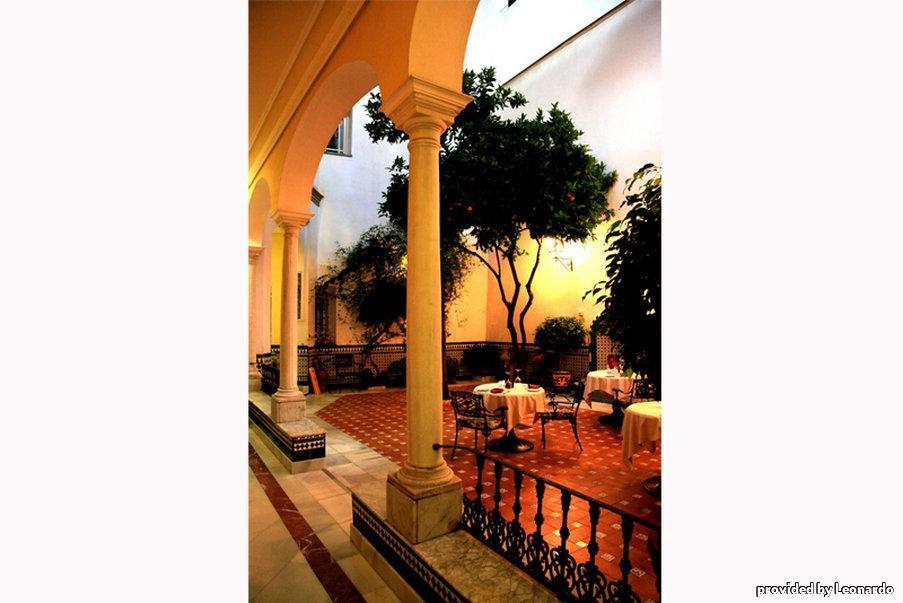 Hotel Cervantes