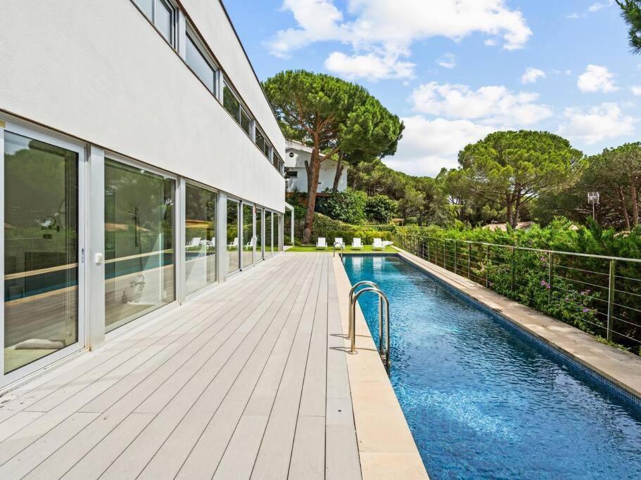 Design Sea Views And Lap Pool Villa Cabrils