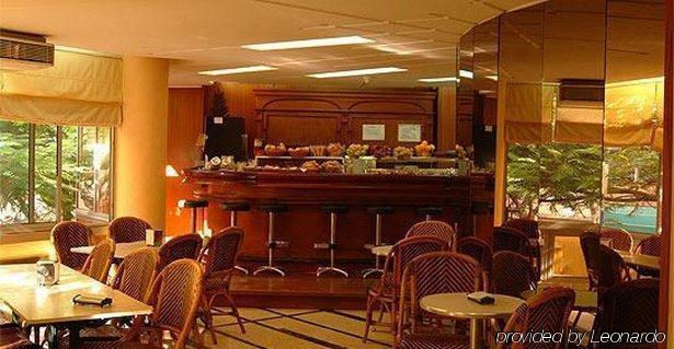Adonis Pelinor Hotel