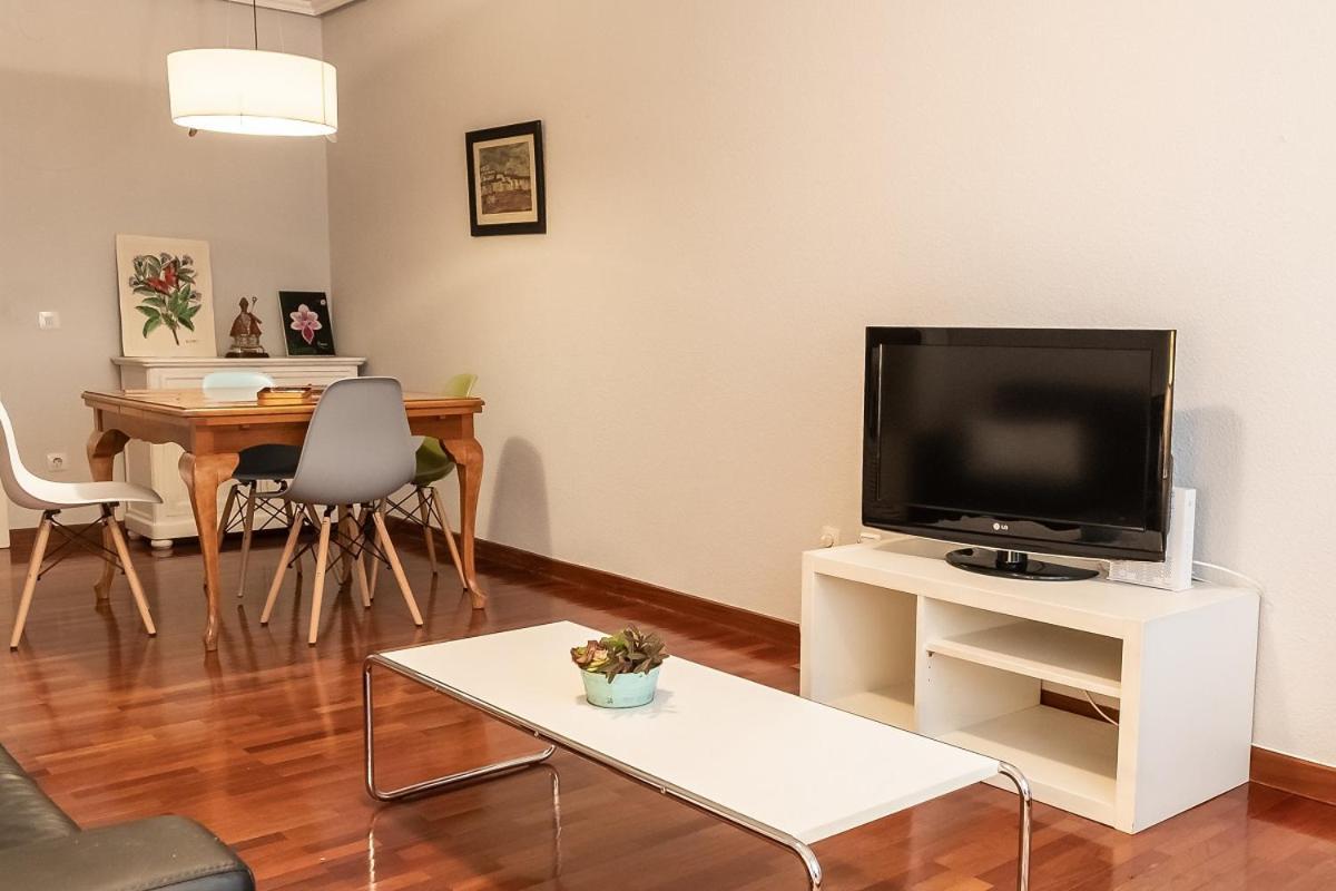 Comodo Y Funcional Apartamento En Iturrama * Pamplona
