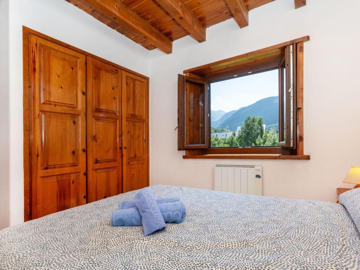 Apartamento Pla Ermita Aiguestortes By Interhome