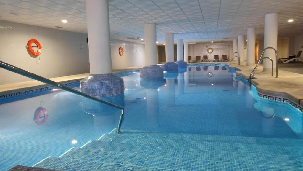 Golf, Piscina Climatizada Y Playa