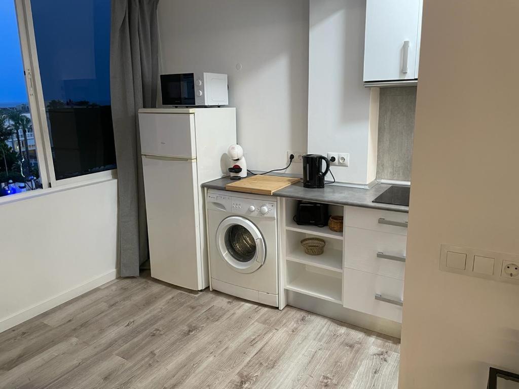 C Y L Apartamento