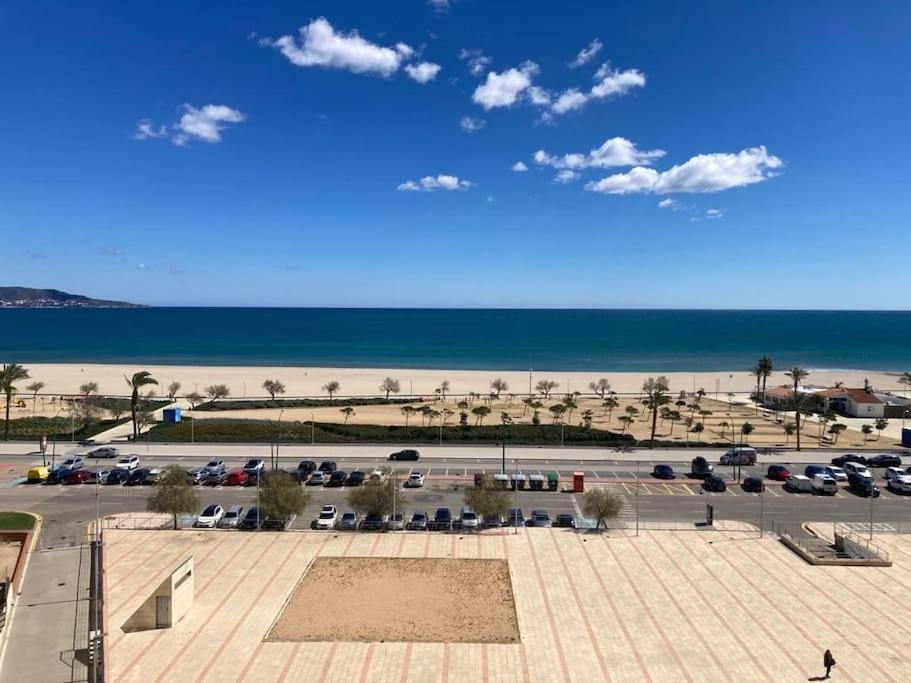 Vistas Frontales Al Mar Apartment *