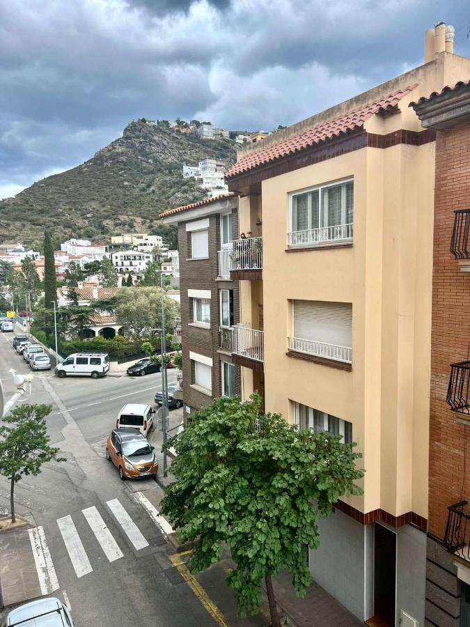 Apartamento Amplio Tranquilo Cerca De La Playa Rosas