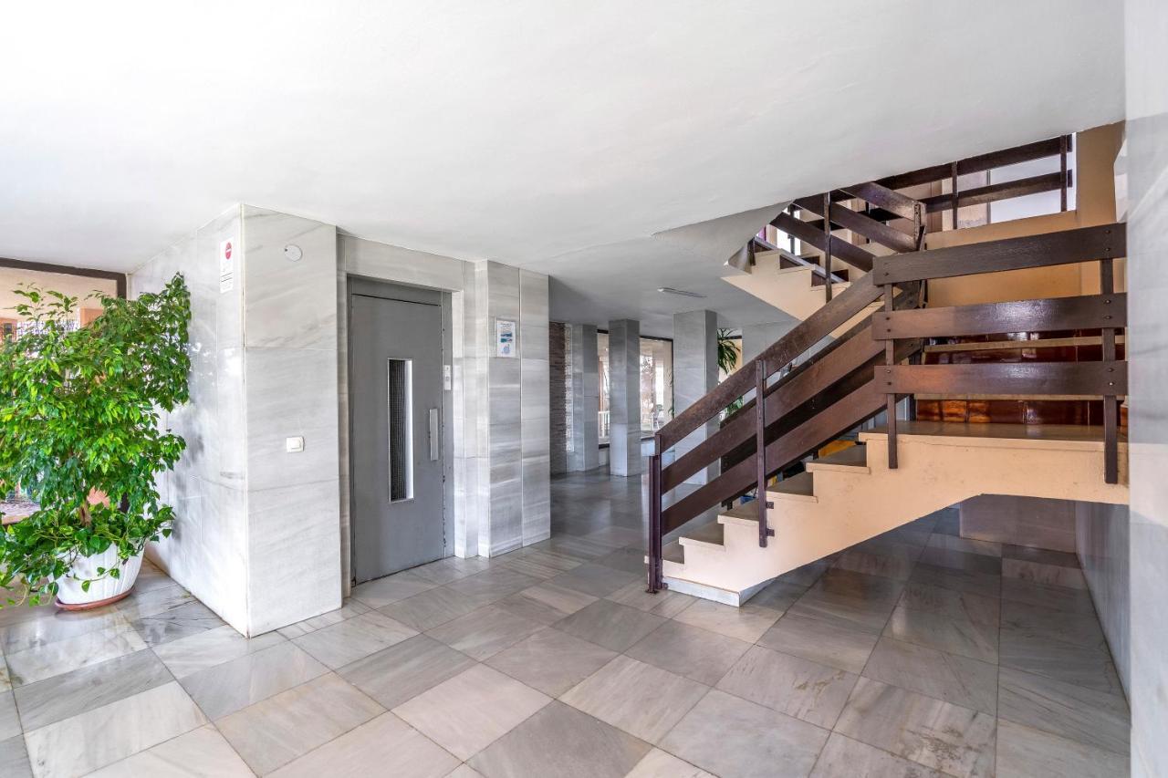Apartment Modern Studio With Sea Views 5 Min From The Beach