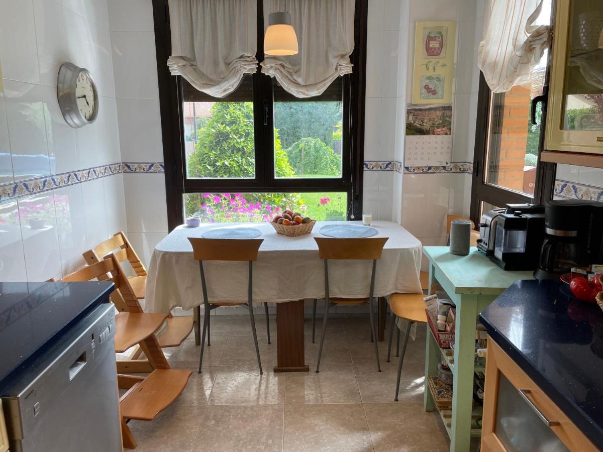 Chalet Four Bedroom With Private Pool In The Heart Of Rioja Alavesa Laguardia