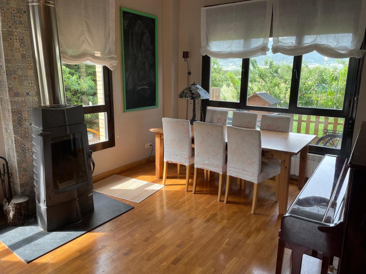 Four Bedroom With Private Pool In The Heart Of Rioja Alavesa Chalet