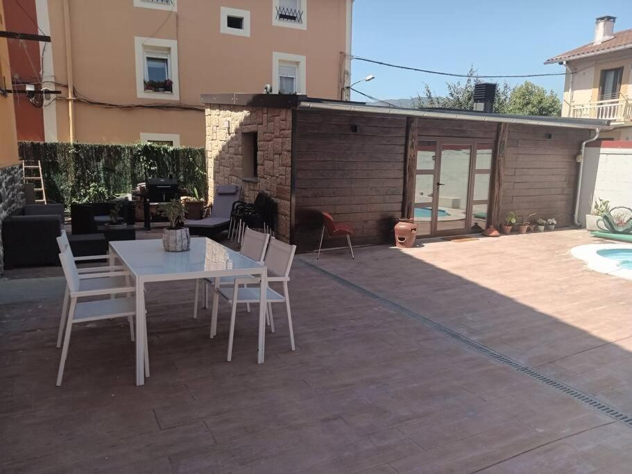 Preciosa Casa Bi-familiar Al Lado De Donosti. Irun