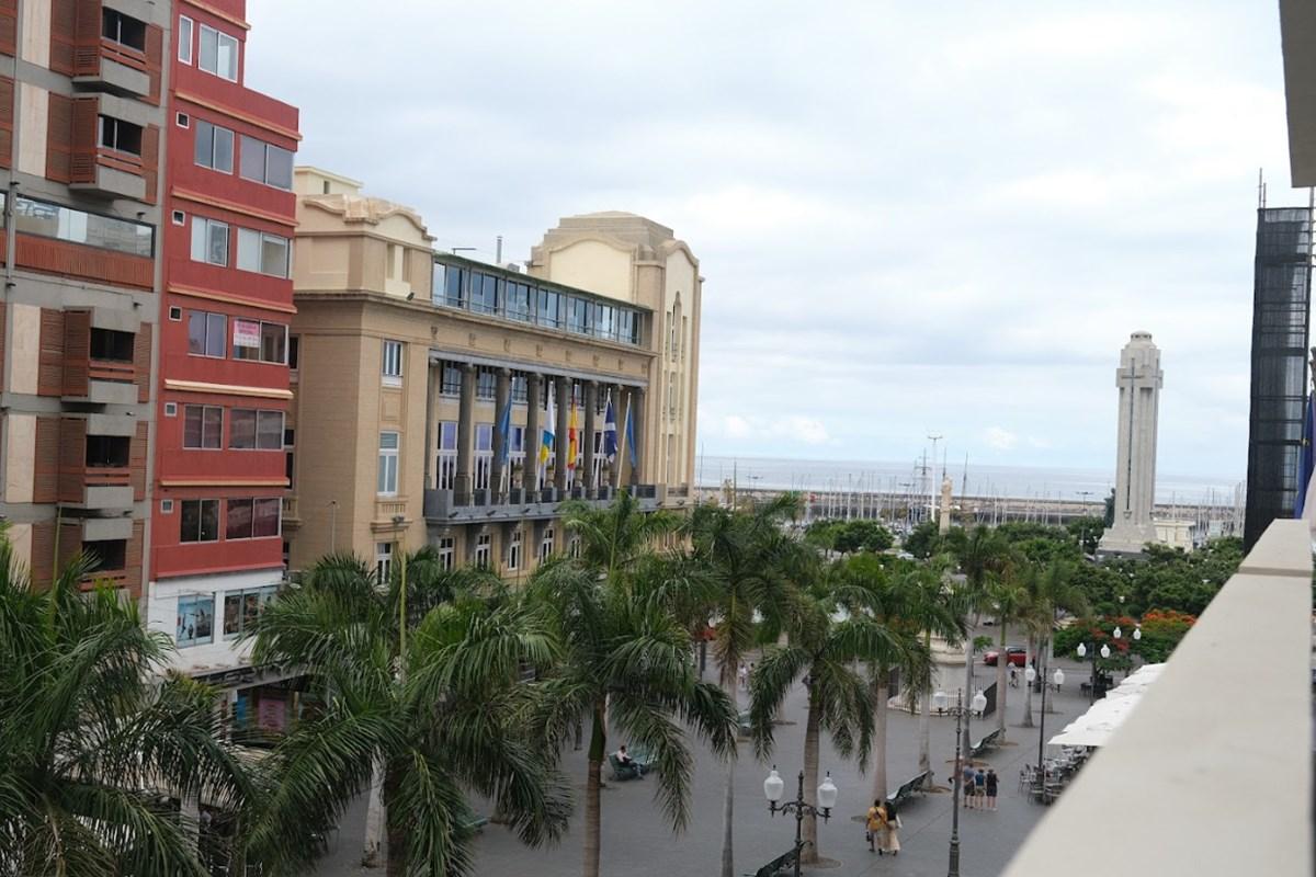 Hotel Adonis Capital