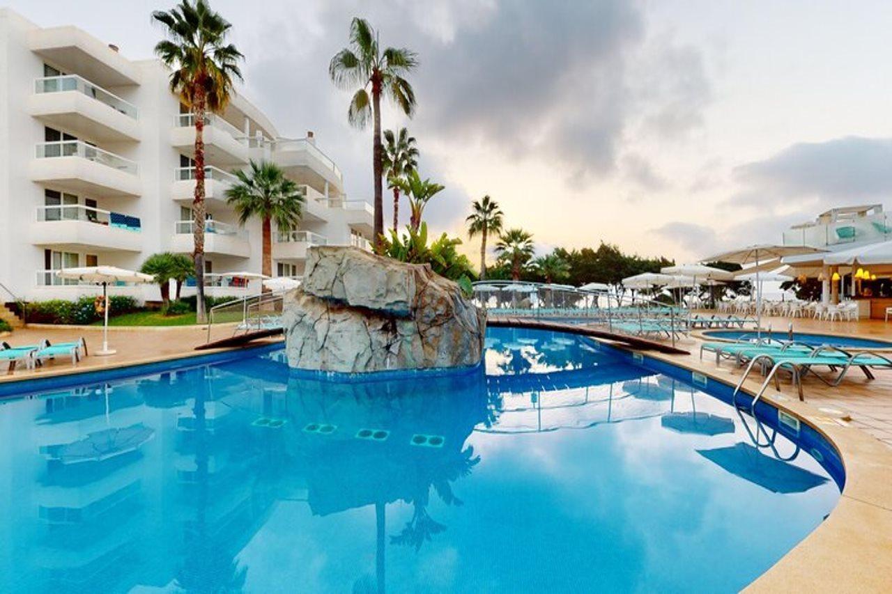 Tropic Garden Apartahotel 4*
