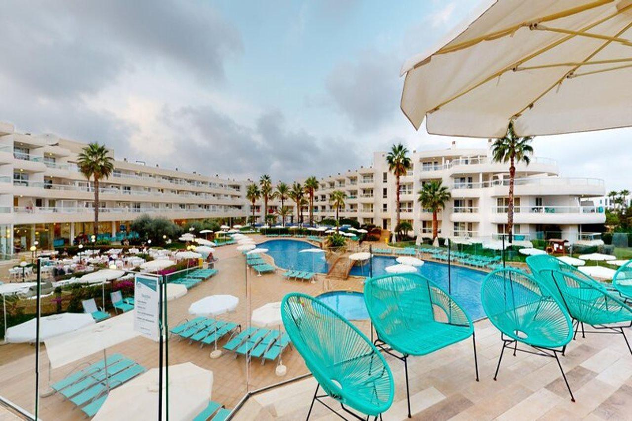 Tropic Garden Apartahotel 4*