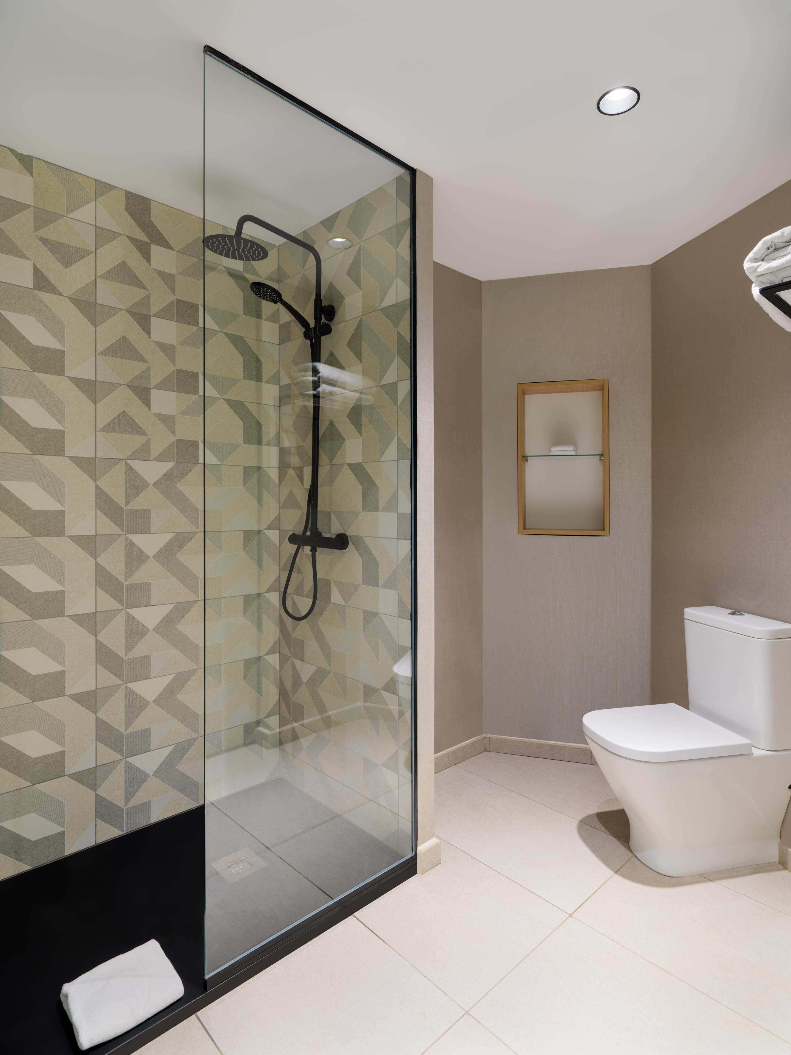 Merlin Hotel 3*