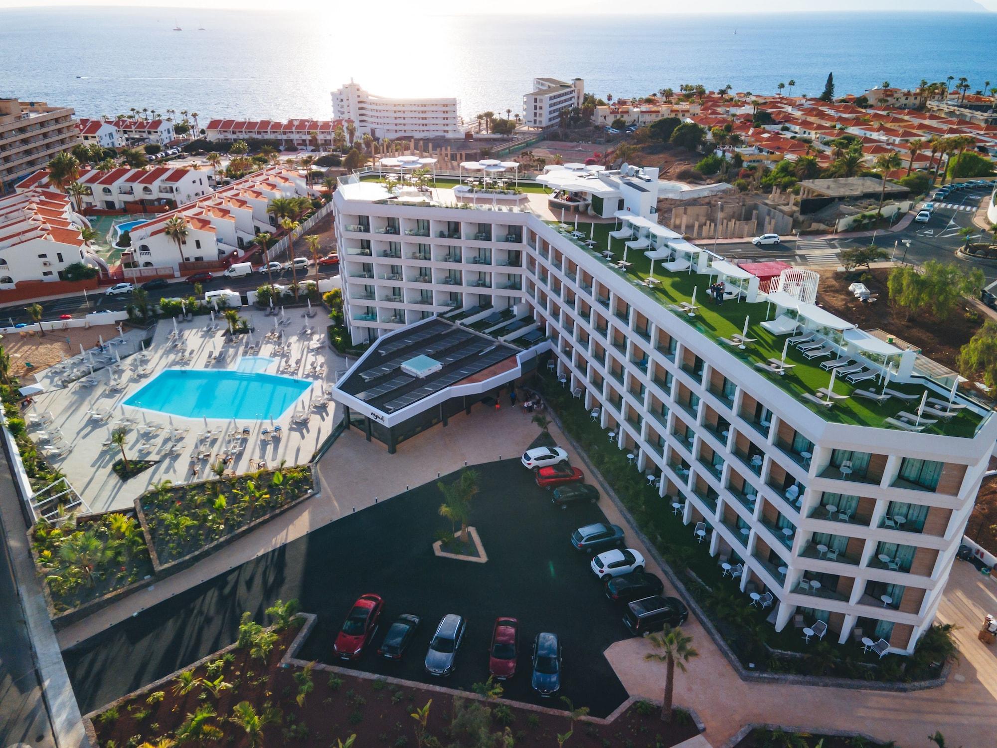 Merlin Hotel 3*