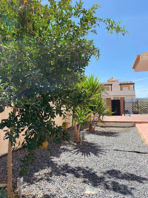 Casa , Dilar, Granada Con Jardin Y Piscina * Dílar