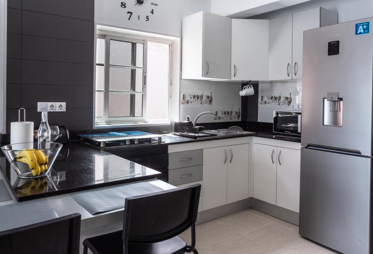 House Apartment *