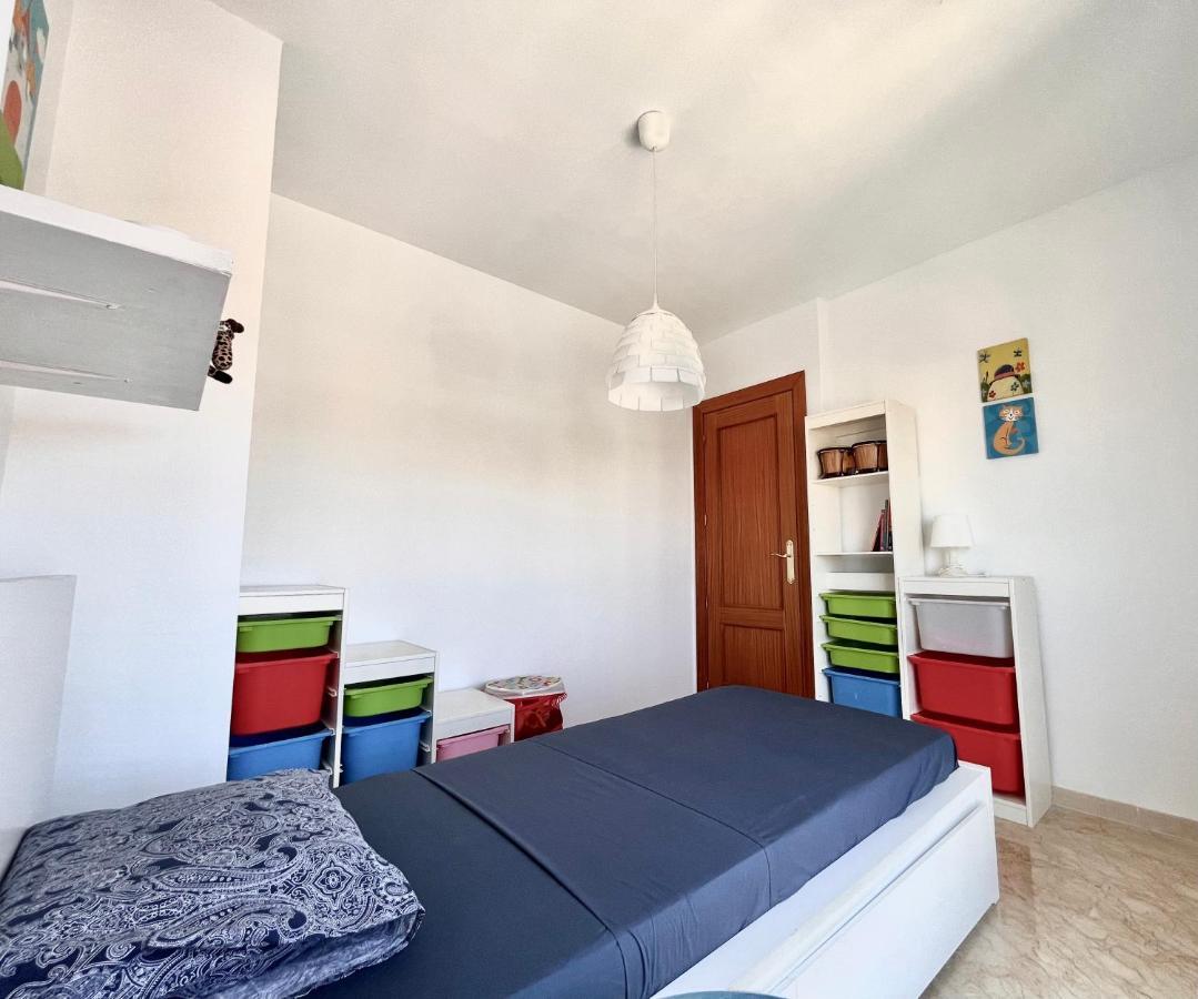 Сasa de vacaciones Casa , Dilar, Granada Con Jardin Y Piscina Dílar