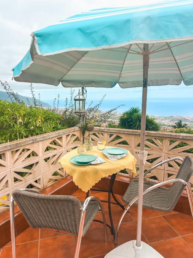 With Huge Deck Nestled In Marvelous Gardens - Nidos * La Orotava