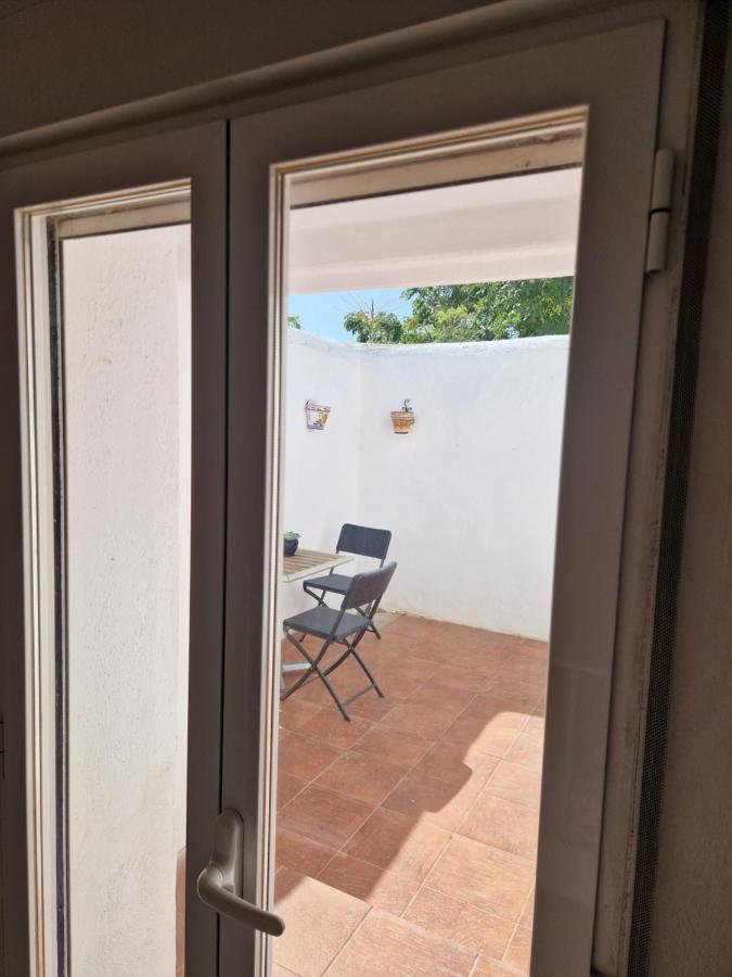 Casa De La Familia - * Baza